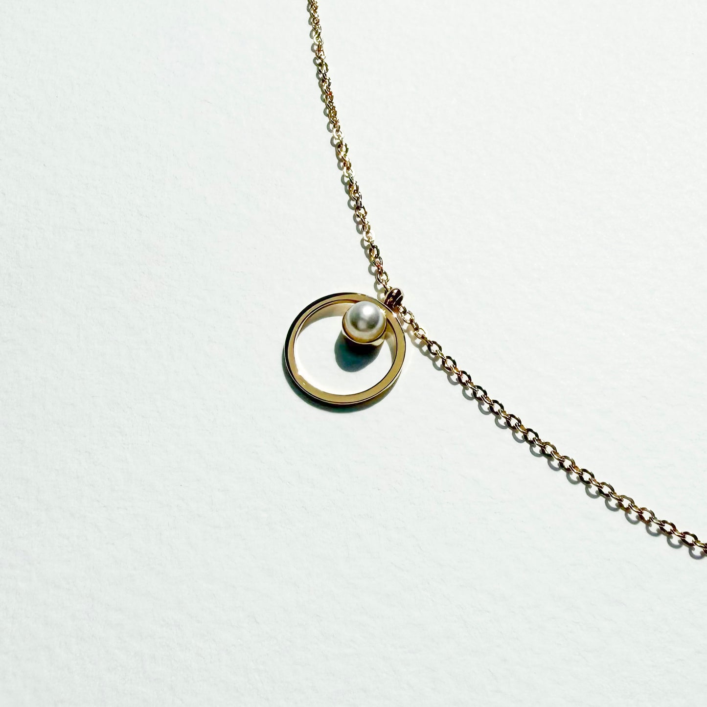 Halo Pearl Necklace